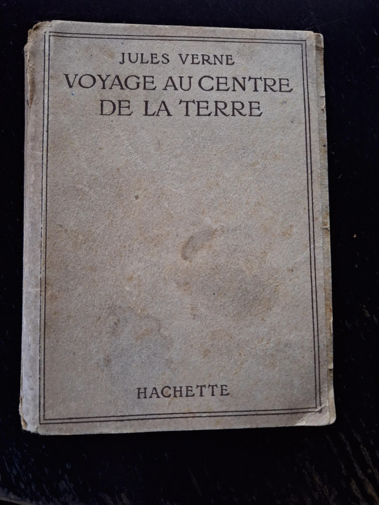 Jules Verne: Voyage au centre de la Terre (French language, 1923, Hachette)